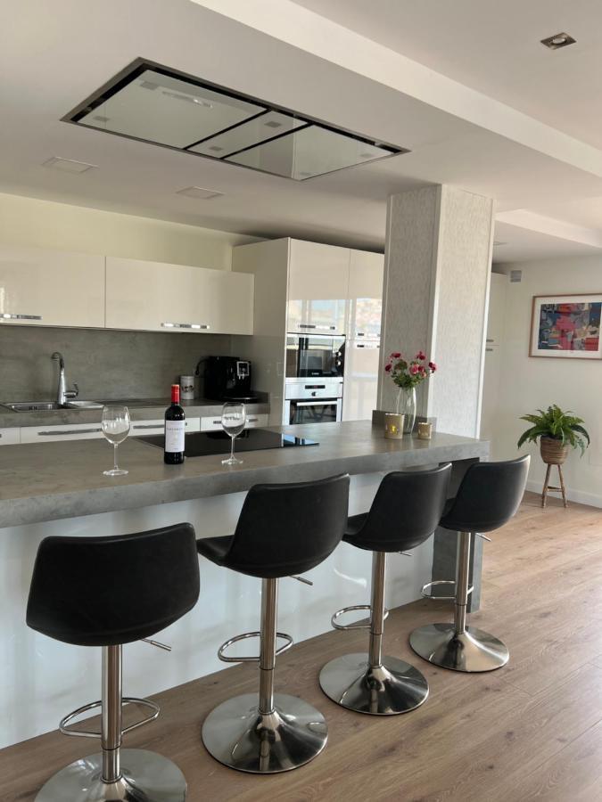 Luxury 190M2 Amplio Apartamento Moderno Con Terraza En La Azotea De 50M2 Junto A La Playa, En El Centro De Torre Del Mar, Malaga, Modern Large Apartment With 50M2 Roof Terrace By The Beach, Right In The Center Of Torre Del Mar, Malaga Ngoại thất bức ảnh