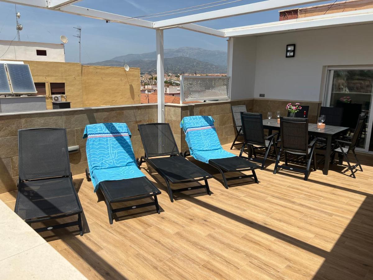 Luxury 190M2 Amplio Apartamento Moderno Con Terraza En La Azotea De 50M2 Junto A La Playa, En El Centro De Torre Del Mar, Malaga, Modern Large Apartment With 50M2 Roof Terrace By The Beach, Right In The Center Of Torre Del Mar, Malaga Ngoại thất bức ảnh