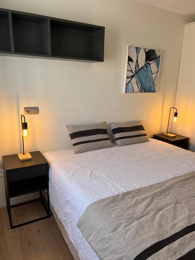 Luxury 190M2 Amplio Apartamento Moderno Con Terraza En La Azotea De 50M2 Junto A La Playa, En El Centro De Torre Del Mar, Malaga, Modern Large Apartment With 50M2 Roof Terrace By The Beach, Right In The Center Of Torre Del Mar, Malaga Ngoại thất bức ảnh